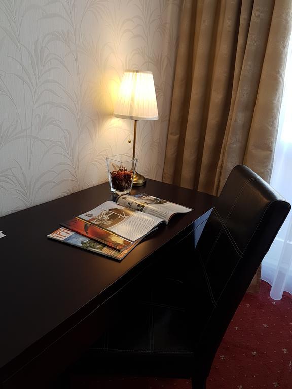 Hotel Nivy Bratislava Exteriör bild